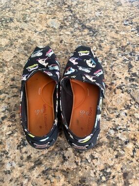 Skechers Dogs skateboarding Pointed Toe Flats